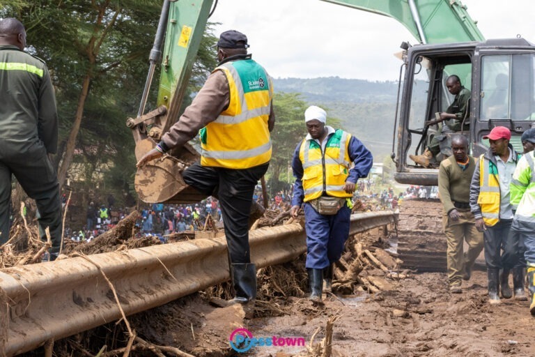 Kenya’s Tears: Devastating Floods Leave Country in Crisis, Mai Mahiu Bears Brunt of Tragedy